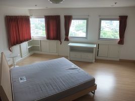 1 Bedroom Condo for rent at P.W.T Mansion, Khlong Toei, Khlong Toei, Bangkok