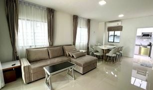 3 Bedrooms Townhouse for sale in Phlapphla, Bangkok The Connect UP3 Ladprao 126