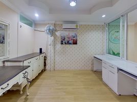 5 Bedroom Townhouse for sale in Theppanya Hospital, Fa Ham, San Sai Noi