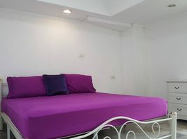 1 Schlafzimmer Wohnung zu vermieten im Merlin Tower 1, Yan Nawa, Sathon, Bangkok, Thailand