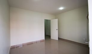 2 Bedrooms Townhouse for sale in Bueng Nam Rak, Pathum Thani Baan Saeng Tawan