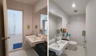 4 Bedrooms Townhouse for sale in Bang Khen, Nonthaburi Flora Wongsawang