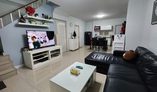 3 Bedrooms Townhouse for sale in Surasak, Pattaya The Mix Town