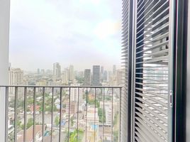 1 Bedroom Apartment for rent at Edge Sukhumvit 23, Khlong Toei Nuea