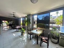 25 Bedroom Hotel for sale in Airport-Pattaya Bus 389 Office, Nong Prue, Na Kluea