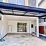 2 Schlafzimmer Reihenhaus zu verkaufen in Phuket Town, Phuket, Talat Nuea, Phuket Town