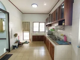 4 Bedroom Townhouse for sale at Suetrong Phahonyothin 52, Khlong Thanon