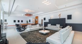 Verfügbare Objekte im Emirates Hills Villas