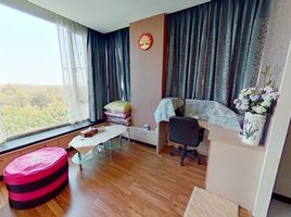 1 Bedroom Condo for sale at Convention Condominium, Chang Phueak, Mueang Chiang Mai