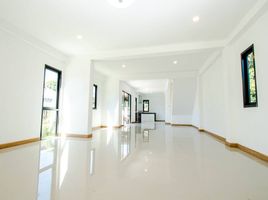 3 Bedroom House for sale in Saraphi, Saraphi, Saraphi