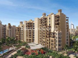 2 बेडरूम अपार्टमेंट for sale at Al Jazi, Madinat Jumeirah Living, उम्म सुकीम