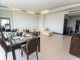 4 Bedroom Apartment for rent at Baan Thirapa, Thung Mahamek, Sathon
