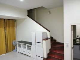 3 Schlafzimmer Reihenhaus zu vermieten im The Metro Rama 9, Prawet, Prawet