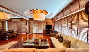ขายคอนโด 2 ห้องนอน ใน เมืองพัทยา, พัทยา Star Beach Condotel