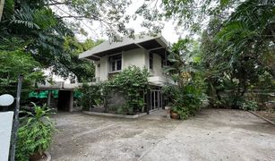 4 Bedrooms House for sale in Khlong Tan Nuea, Bangkok 