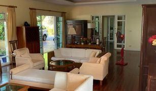7 Bedrooms Villa for sale in Patong, Phuket 