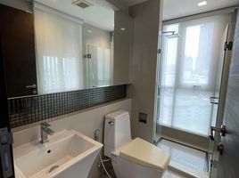 1 спален Квартира в аренду в Rhythm Sathorn, Thung Wat Don