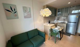 1 Bedroom Condo for sale in Khlong Tan Nuea, Bangkok Maru Ekkamai 2