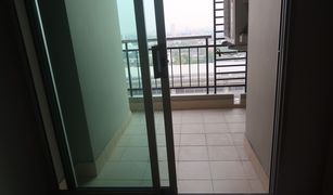 1 Bedroom Condo for sale in Bang Kapi, Bangkok Supalai Park Ekkamai-Thonglor