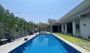 4 Bedrooms House for sale in Talat Khwan, Chiang Mai 