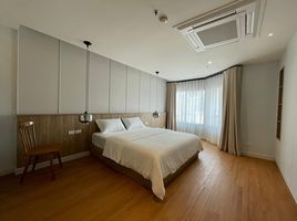 2 Schlafzimmer Wohnung zu vermieten im Baan Ploenchit, Lumphini, Pathum Wan