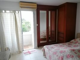 4 Bedroom Townhouse for sale at Sittharom Ramintra 45, Tha Raeng, Bang Khen