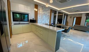 3 Bedrooms Villa for sale in Ko Kaeo, Phuket 