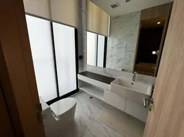 1 Bedroom Condo for rent at Noble BE19, Khlong Toei Nuea