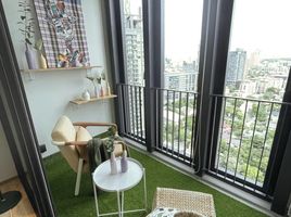 1 спален Квартира в аренду в BEATNIQ Sukhumvit 32, Khlong Tan