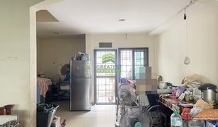 3 Bedrooms Townhouse for sale in Bueng Yi Tho, Pathum Thani 