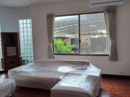 3 Schlafzimmer Reihenhaus zu vermieten in Phaya Thai, Bangkok, Sam Sen Nai, Phaya Thai