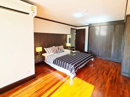 3 Schlafzimmer Appartement zu vermieten im PR Court, Khlong Tan Nuea