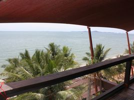 3 Schlafzimmer Penthouse zu vermieten im Drifters Beach Apartments, Na Chom Thian