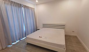 Thep Krasattri, ဖူးခက် East Bangtao Ville တွင် 3 အိပ်ခန်းများ တိုက်တန်း ရောင်းရန်အတွက်