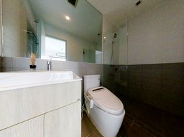 2 Bedroom Condo for sale at Ideo Mobi Rama 9, Huai Khwang