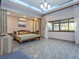5 Bedroom House for rent at Baan Dusit Pattaya Lake 2, Huai Yai, Pattaya