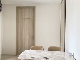 2 Schlafzimmer Appartement zu vermieten im Noble Ploenchit, Lumphini, Pathum Wan