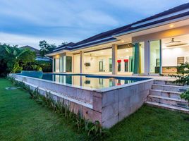 3 Schlafzimmer Villa zu verkaufen im Red Mountain Luxury, Thap Tai