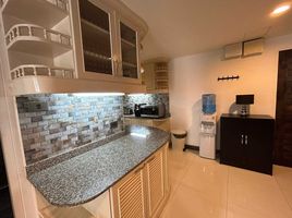 3 Bedroom Condo for sale at Waterford Park Rama 4, Phra Khanong