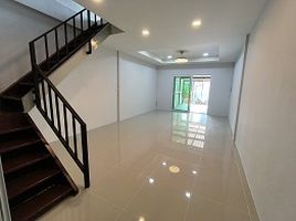 3 Bedroom Townhouse for sale at Tharntong 2, Bang Rak Phatthana