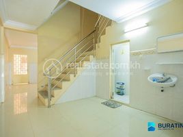 2 Bedroom House for sale in Chamkar Mon, Phnom Penh, Tuol Svay Prey Ti Muoy, Chamkar Mon