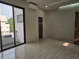 5 Schlafzimmer Haus zu vermieten in Khlong Toei, Bangkok, Khlong Tan, Khlong Toei