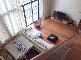 3 Schlafzimmer Wohnung zu verkaufen im Bright Sukhumvit 24, Khlong Tan