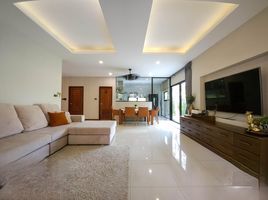 3 Bedroom House for sale in Bangkok, Bang Chueak Nang, Taling Chan, Bangkok