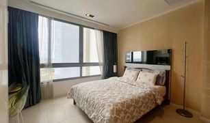 2 Bedrooms Condo for sale in Na Kluea, Pattaya Northpoint 