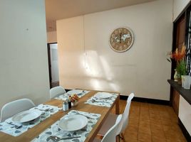 2 Schlafzimmer Haus zu verkaufen in Mueang Chiang Mai, Chiang Mai, Chang Khlan, Mueang Chiang Mai, Chiang Mai