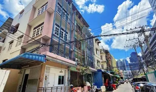 曼谷 曼乐 1 卧室 联排别墅 售 