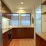 2 Schlafzimmer Wohnung zu vermieten im Siri Wireless Apartment, Lumphini, Pathum Wan