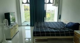 Available Units at Park Royal 2