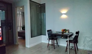 1 chambre Condominium a vendre à Bang Lamphu Lang, Bangkok The Room BTS Wongwian Yai